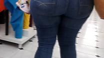 Milf in tight jeans big ass